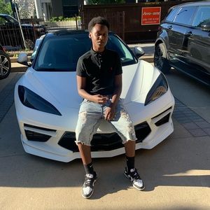 Meet your Posher, Khalid